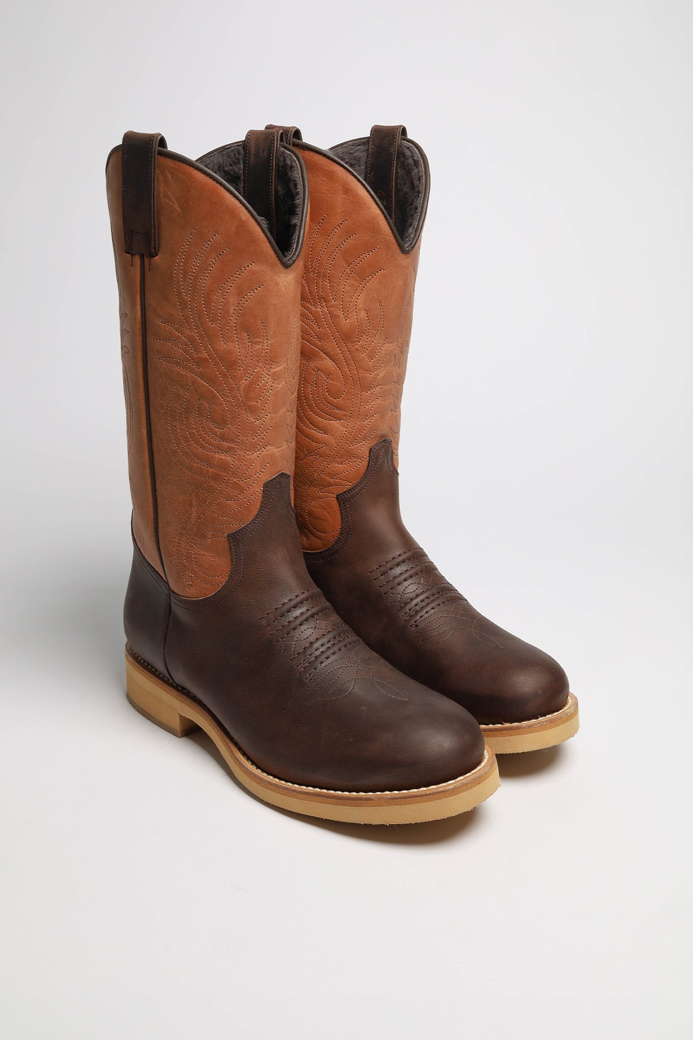 WINTERCATTLE-C Moka Totem