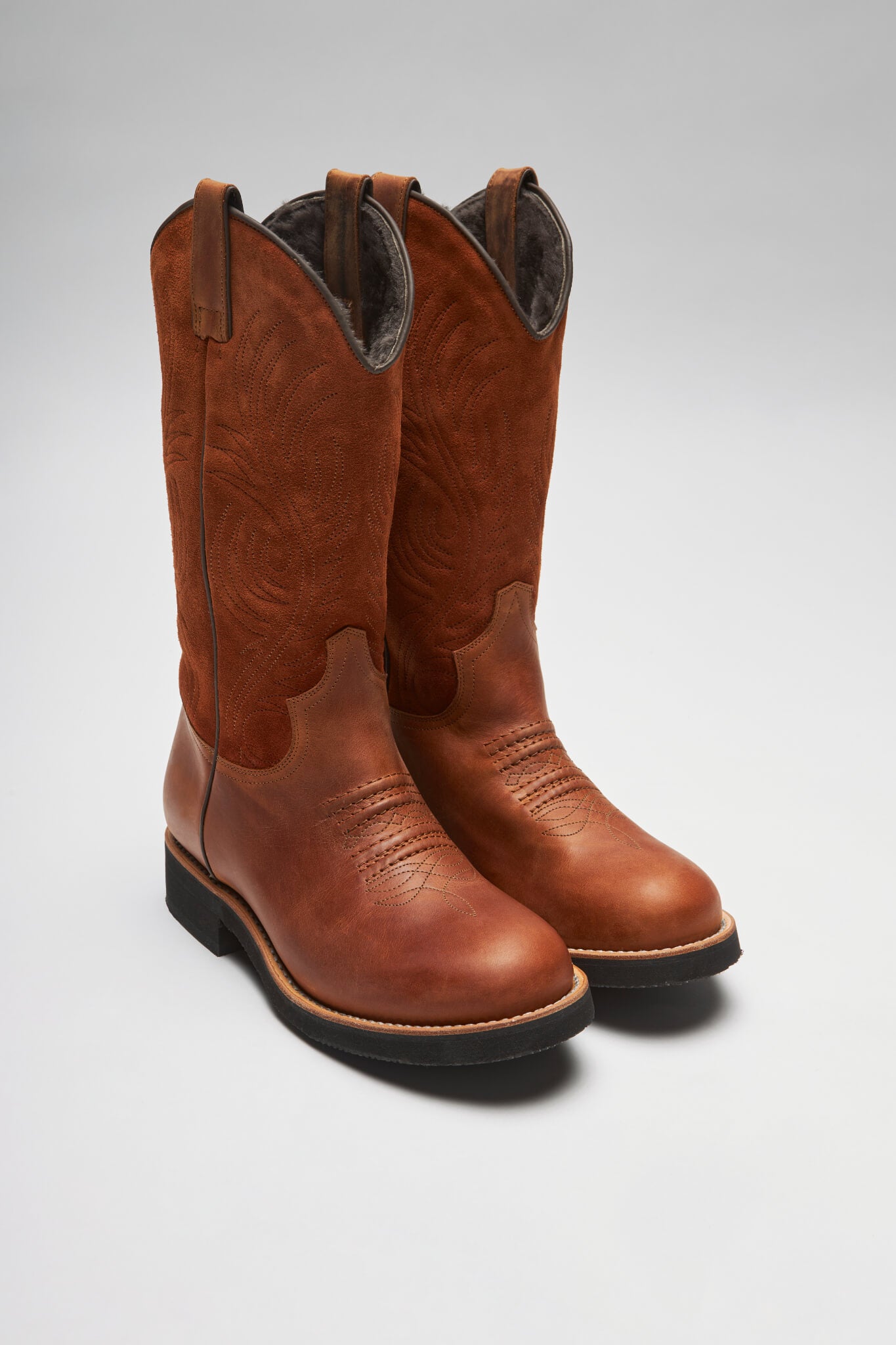 WINTERCATTLE-C Cuero Cognac