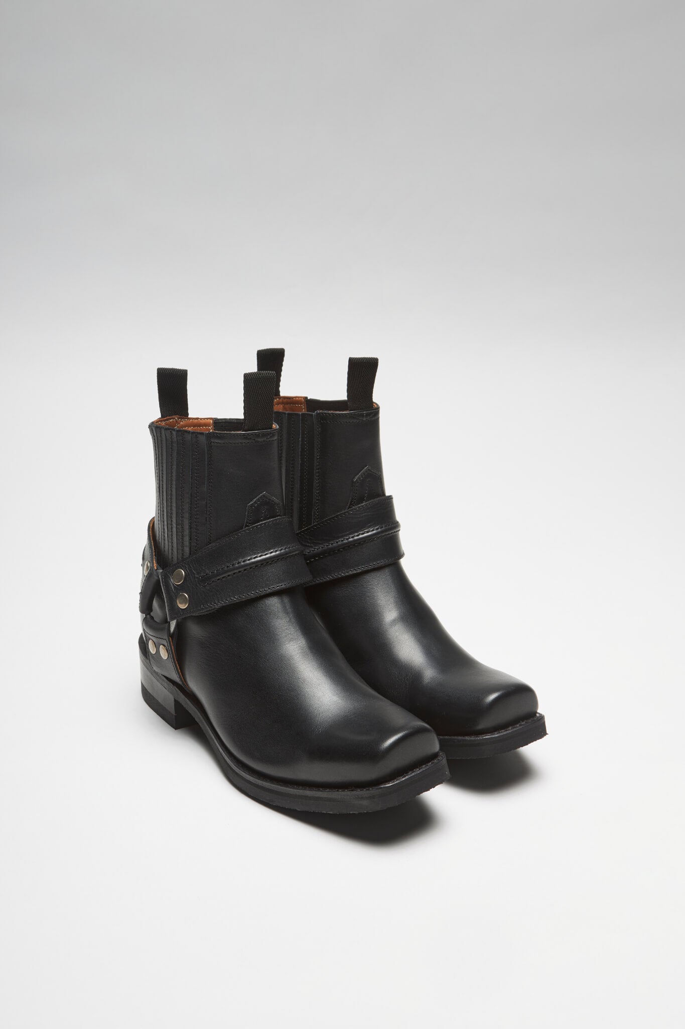 BLUES LOW GOMA Negro