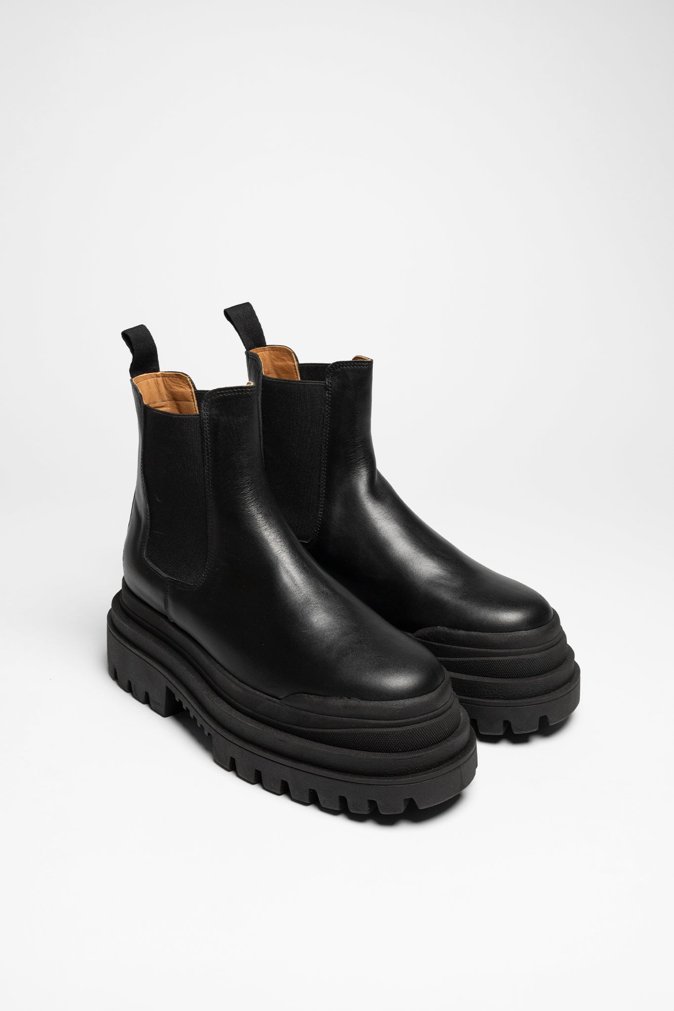 ASOS DESIGN - Rational - Stivali stile western neri con tacco | ASOS ASOS DESIGN - Rational - Stivali stile western neri con tacco | ASOS